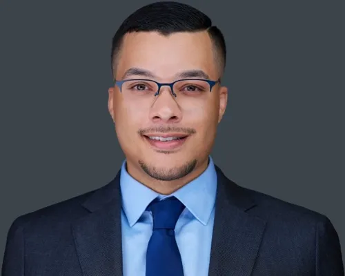 Professional headshot by Marquel Yvette Photography