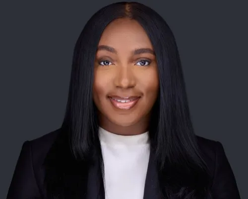 Professional headshot by Marquel Yvette Photography